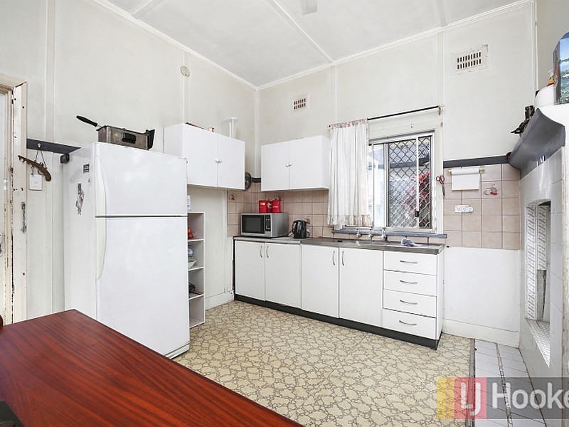 20 Middleton Street, South Kempsey NSW 2440