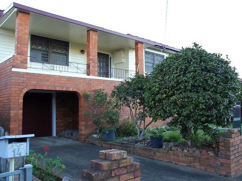 16 Wide Street, Kempsey NSW 2440