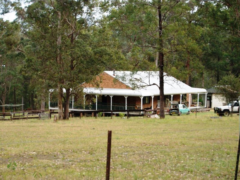 99 Woolshed Gully Road, Temagog NSW 2440