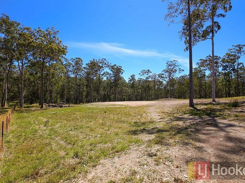 103 Waratah Drive, Yarravel NSW 2440