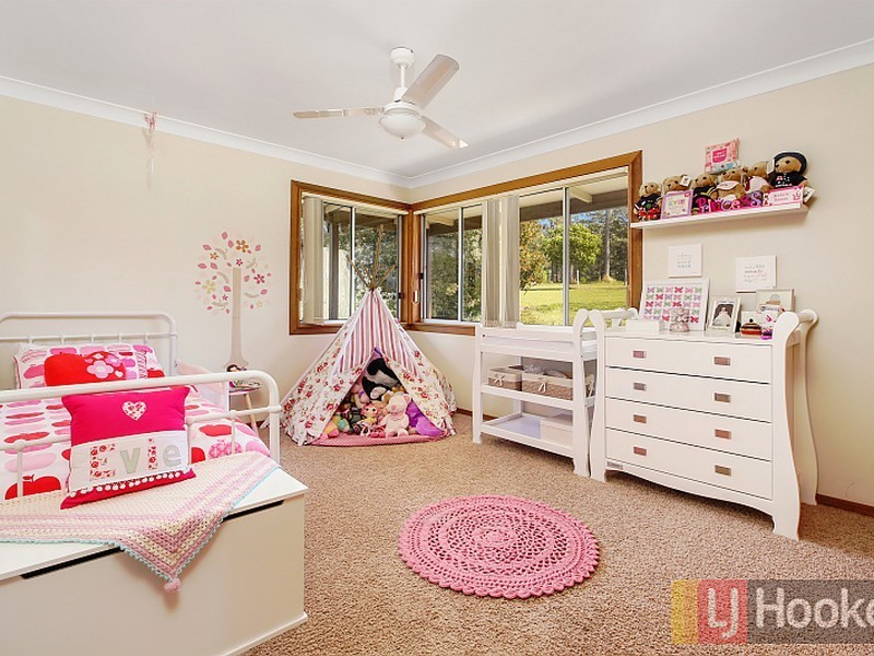 11 Airport Road, Aldavilla NSW 2440