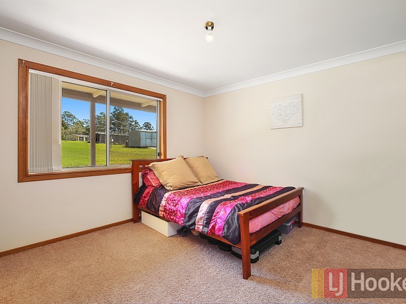 11 Airport Road, Aldavilla NSW 2440