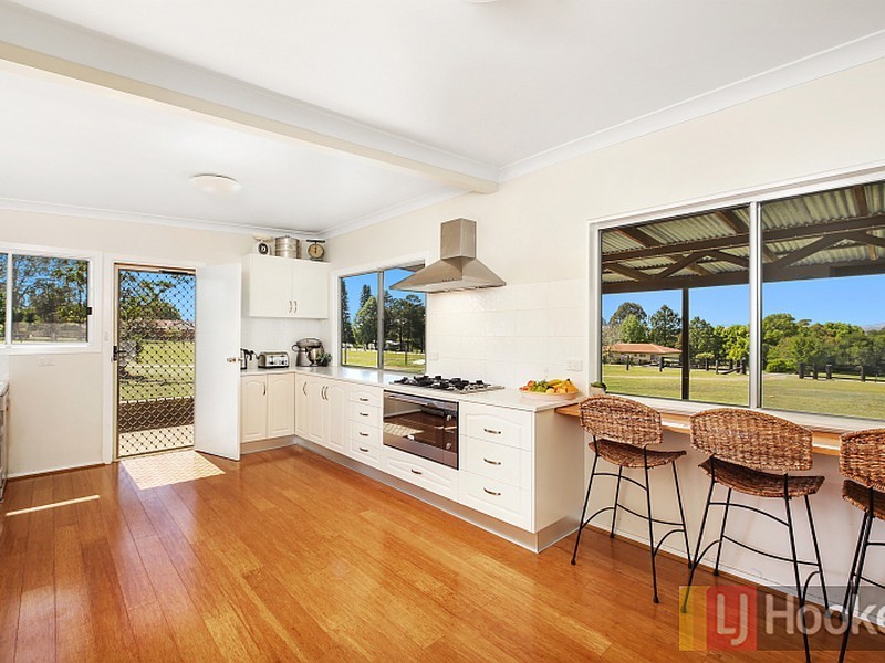 11 Airport Road, Aldavilla NSW 2440