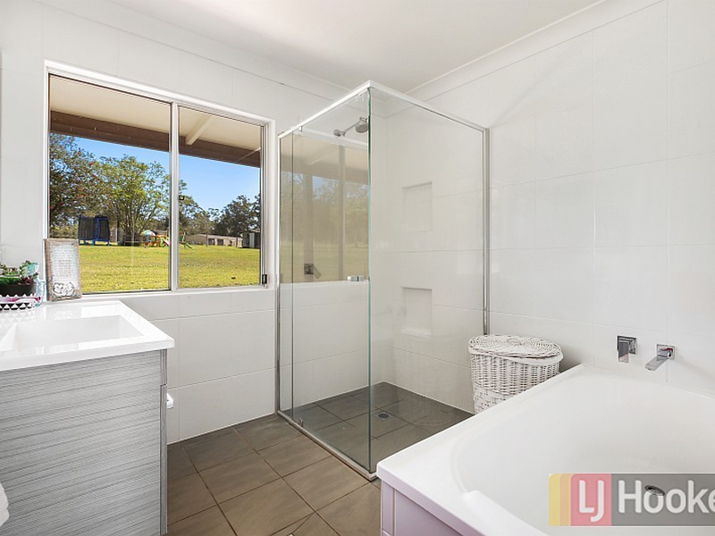 11 Airport Road, Aldavilla NSW 2440