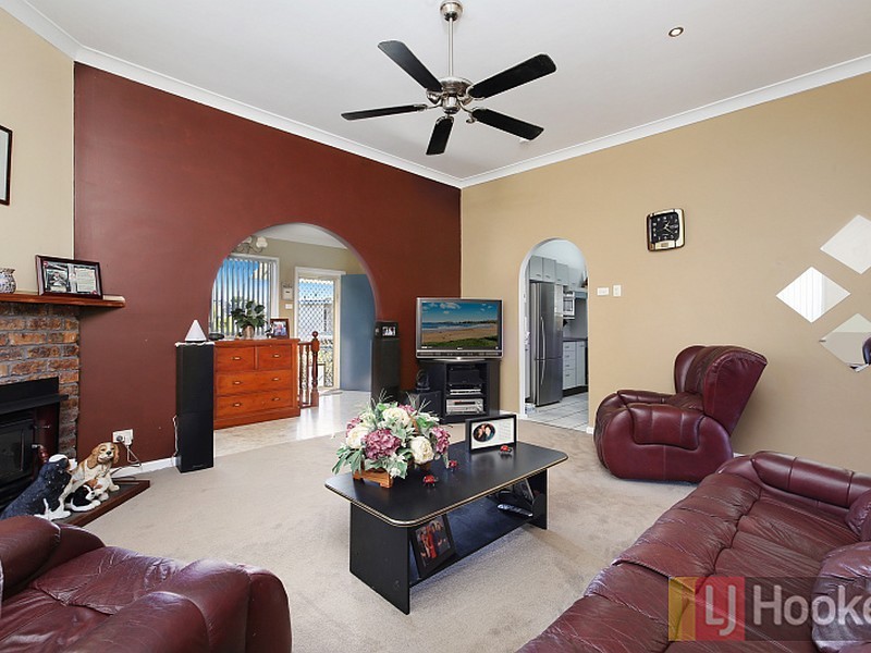 61 Belmore St, Smithtown NSW 2440