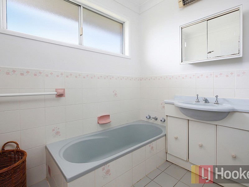 14 Airport Road, Aldavilla NSW 2440