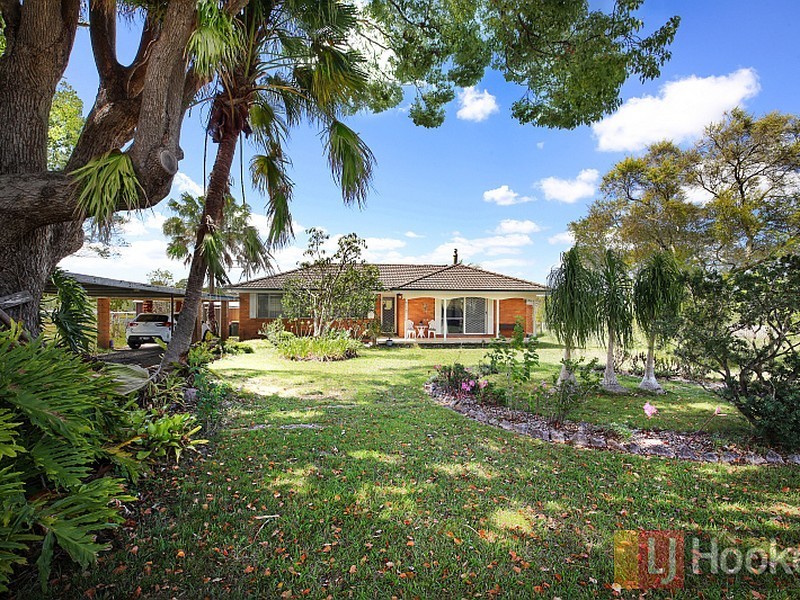 14 Airport Road, Aldavilla NSW 2440