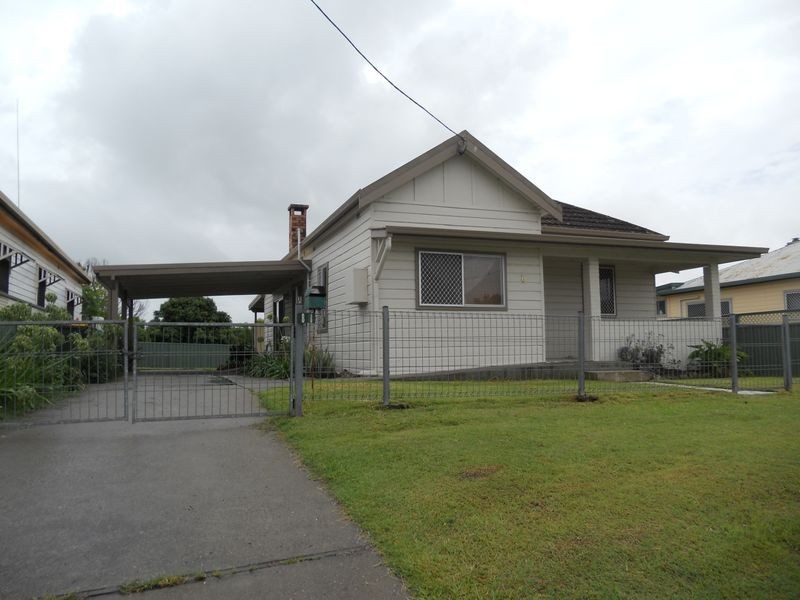 8 Macleay Street, Kempsey NSW 2440