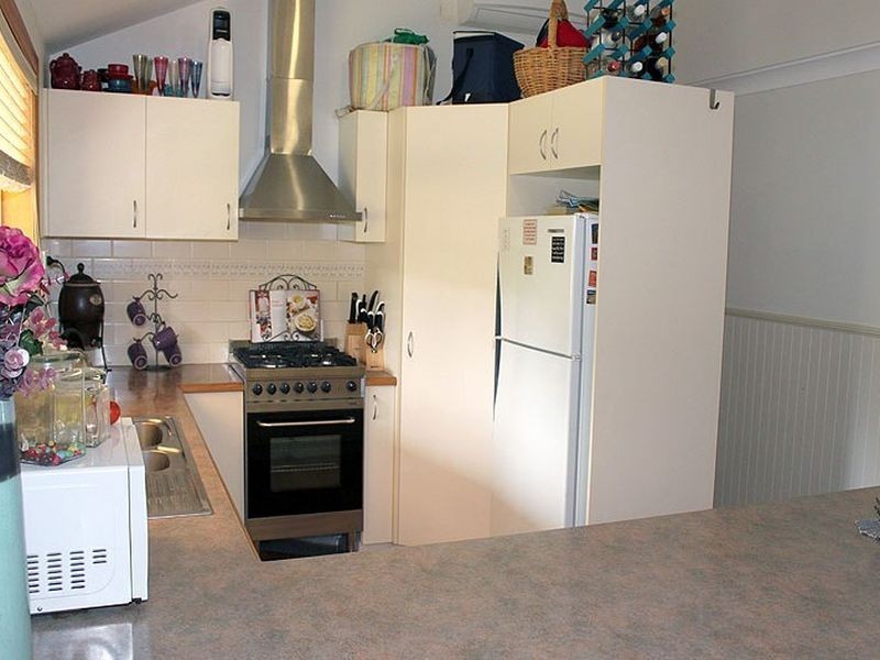 12 Hillview Drive, Aldavilla NSW 2440