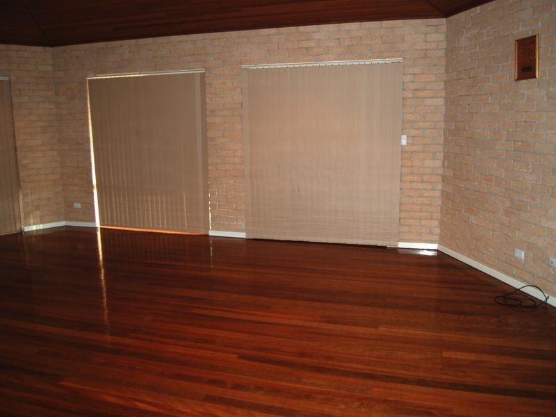 4 Campbell Place, Aldavilla NSW 2440