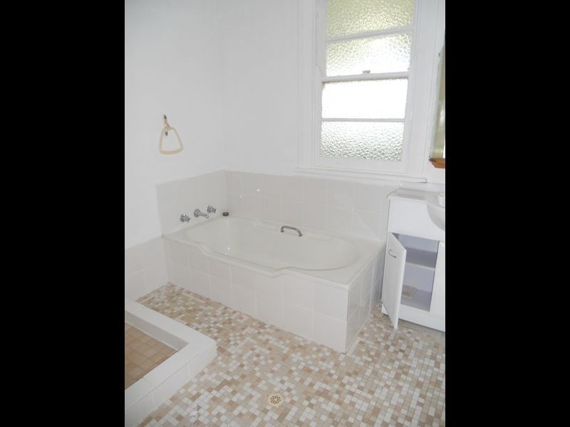 16 Holman Street, Kempsey NSW 2440