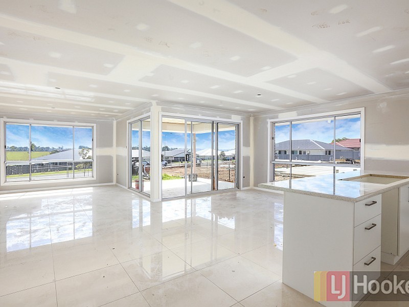 5 Prior Circuit, West Kempsey NSW 2440