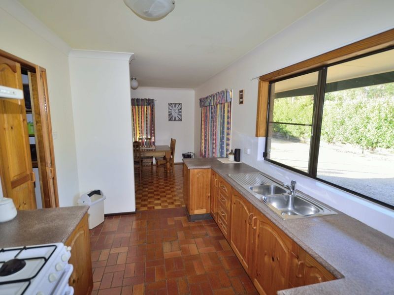 60 Amber Way, Kundabung NSW 2441