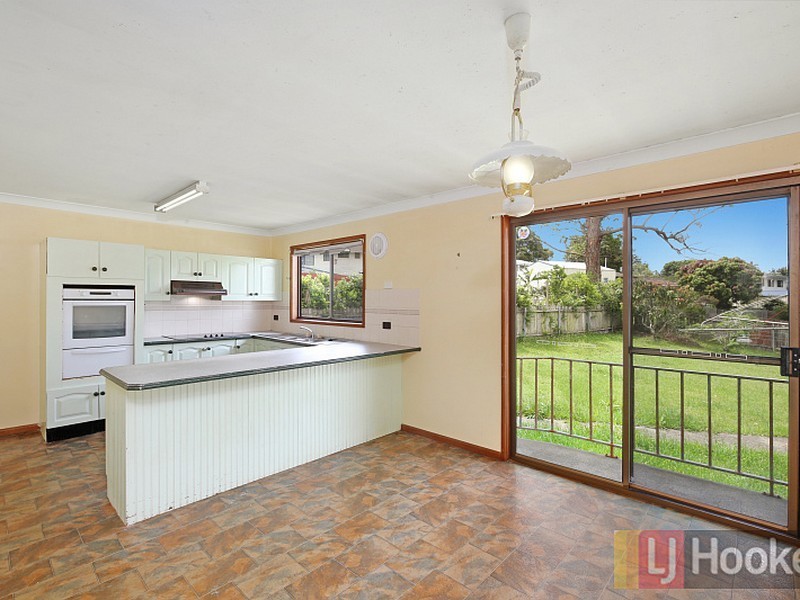 4 Jack Bond Crescent, West Kempsey NSW 2440