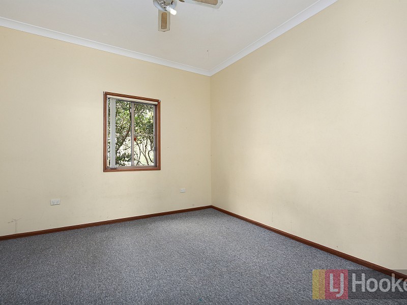 4 Jack Bond Crescent, West Kempsey NSW 2440