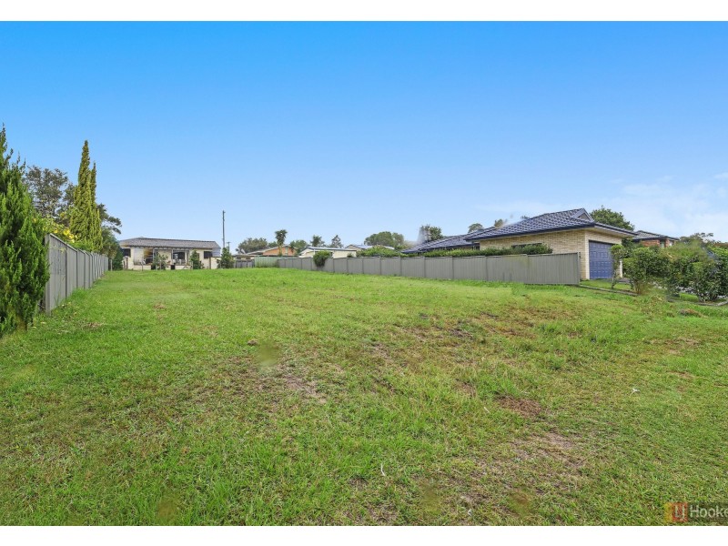 6 Cecil Baldwin Close, West Kempsey NSW 2440