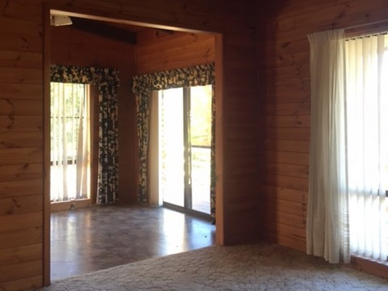 2 Steeles Creek Road, Yarravel NSW 2440