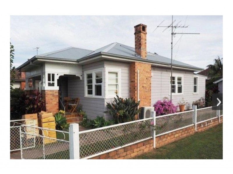 4 Victoria Street, East Kempsey NSW 2440