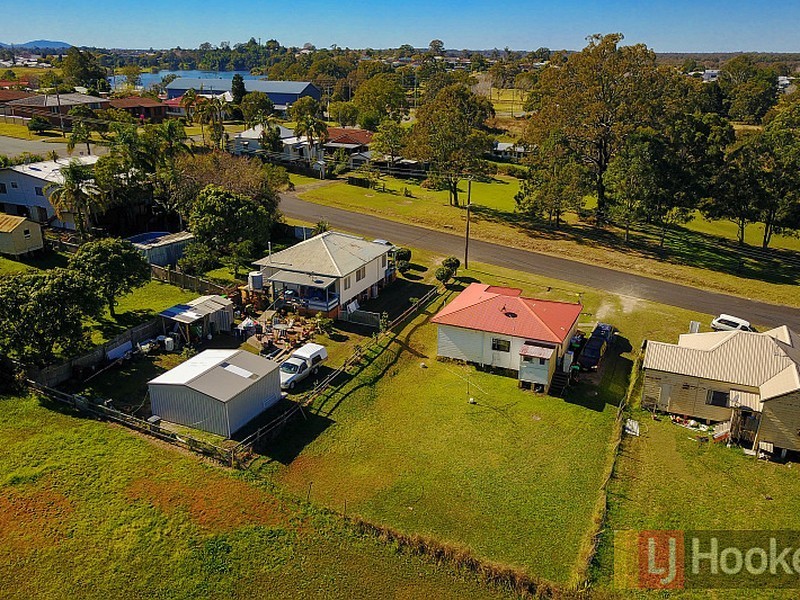 12 Queen Street, South Kempsey NSW 2440