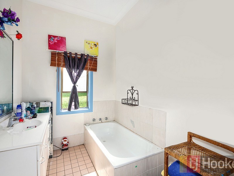 12 Queen Street, South Kempsey NSW 2440