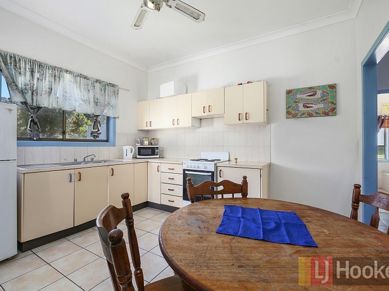 12 Queen Street, South Kempsey NSW 2440