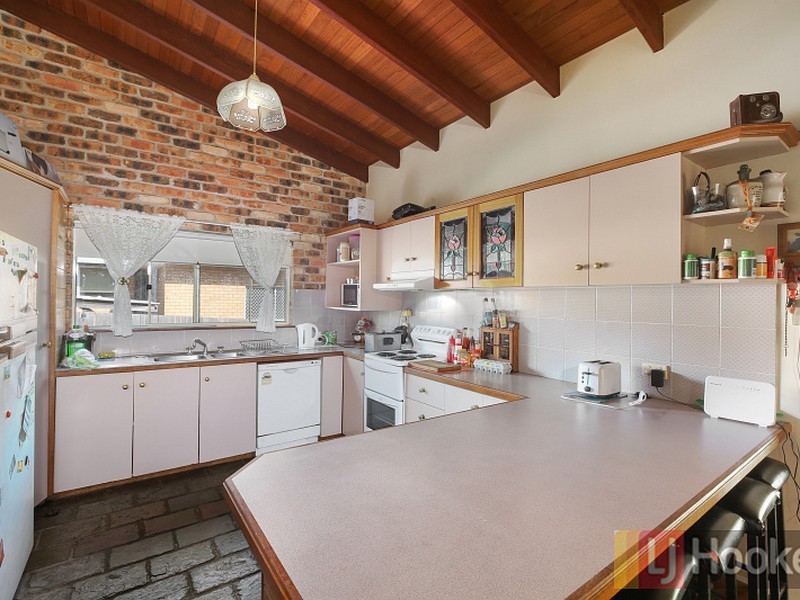 9 Warwick Avenue, West Kempsey NSW 2440