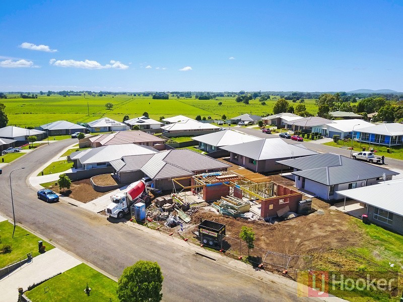 27 Prior Circuit, West Kempsey NSW 2440
