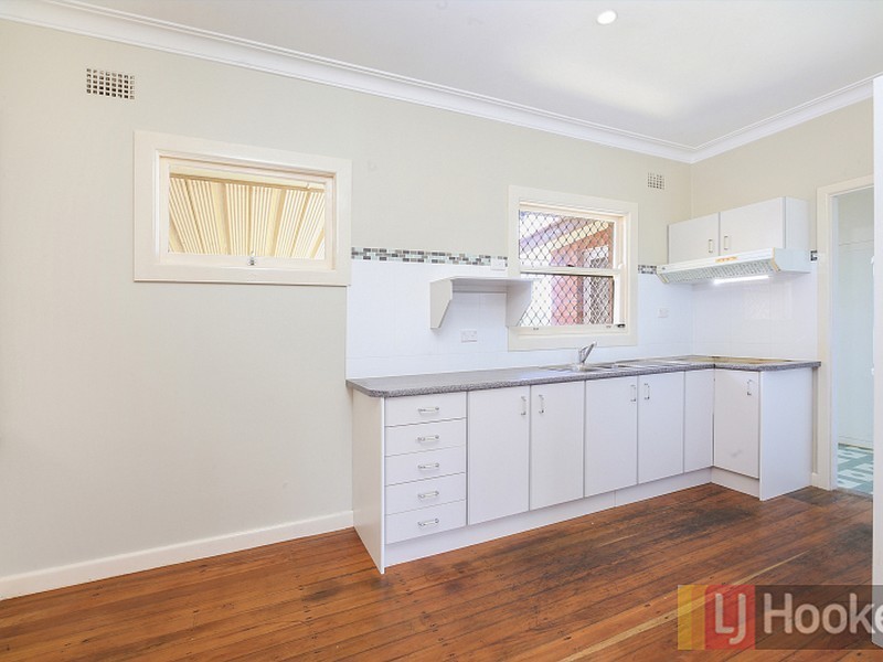 3 Elrington Avenue, West Kempsey NSW 2440