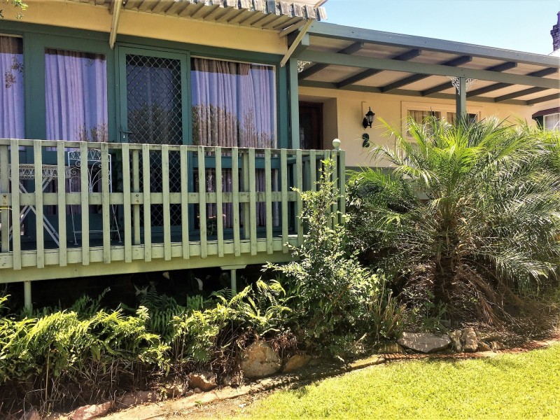 2 Angus Avenue, West Kempsey NSW 2440