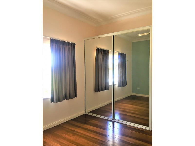 2 Angus Avenue, West Kempsey NSW 2440
