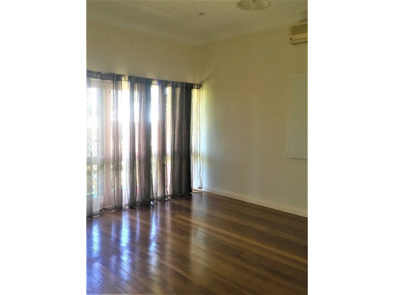 2 Angus Avenue, West Kempsey NSW 2440