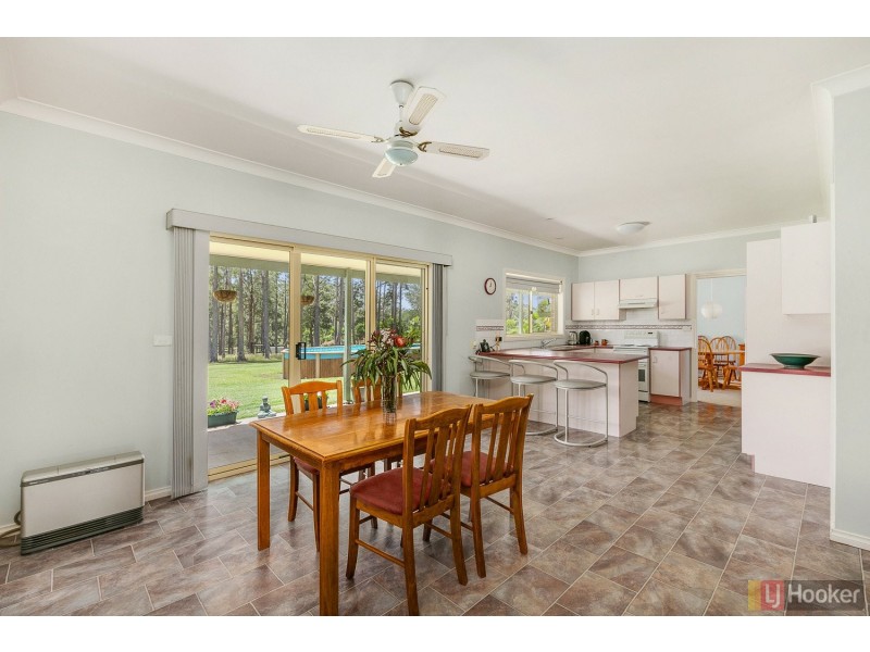 6 Kingfisher Lane, South Kempsey NSW 2440