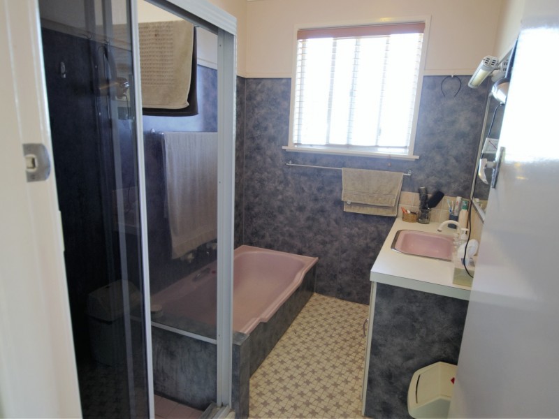 2 Dudley St, West Kempsey NSW 2440