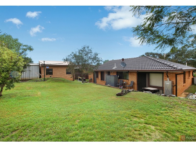 24 James Carney Crescent, West Kempsey NSW 2440