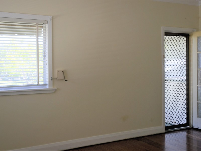 16 Stanley Street, East Kempsey NSW 2440