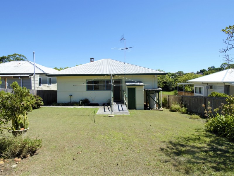 16 Stanley Street, East Kempsey NSW 2440