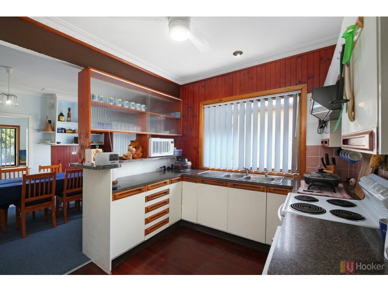 29 Tabrett Street, West Kempsey NSW 2440