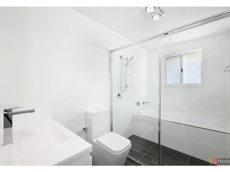 4 Forest Place, West Kempsey NSW 2440