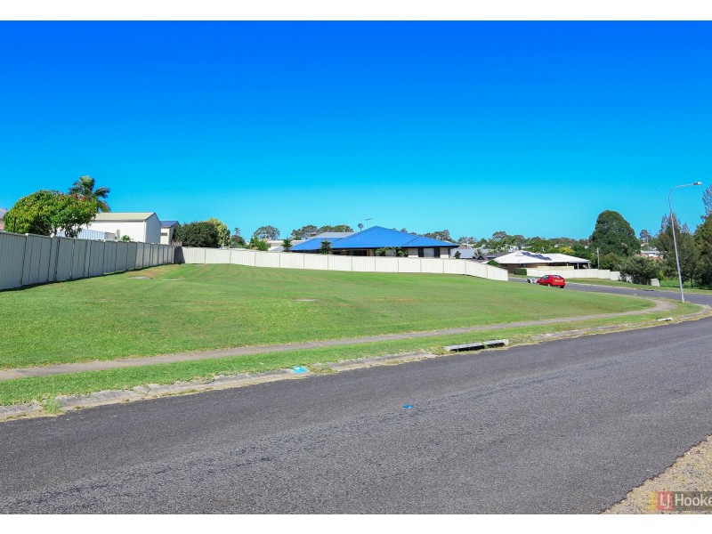 1 Yates Place, West Kempsey NSW 2440