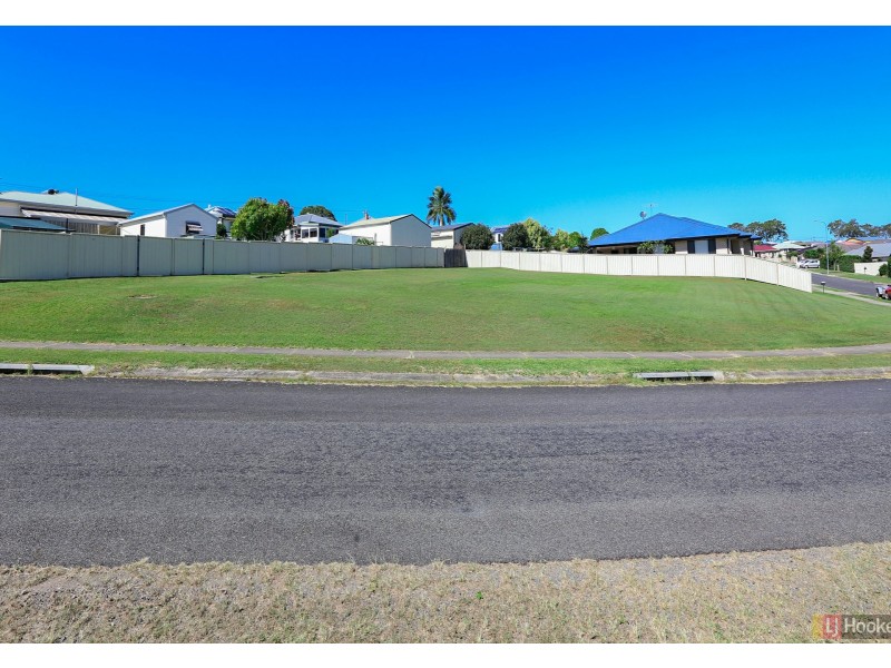 1 Yates Place, West Kempsey NSW 2440