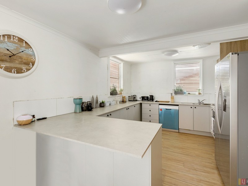6 Eric Kennedy Street, West Kempsey NSW 2440