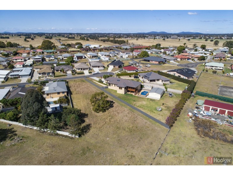 17 Yates Place, West Kempsey NSW 2440