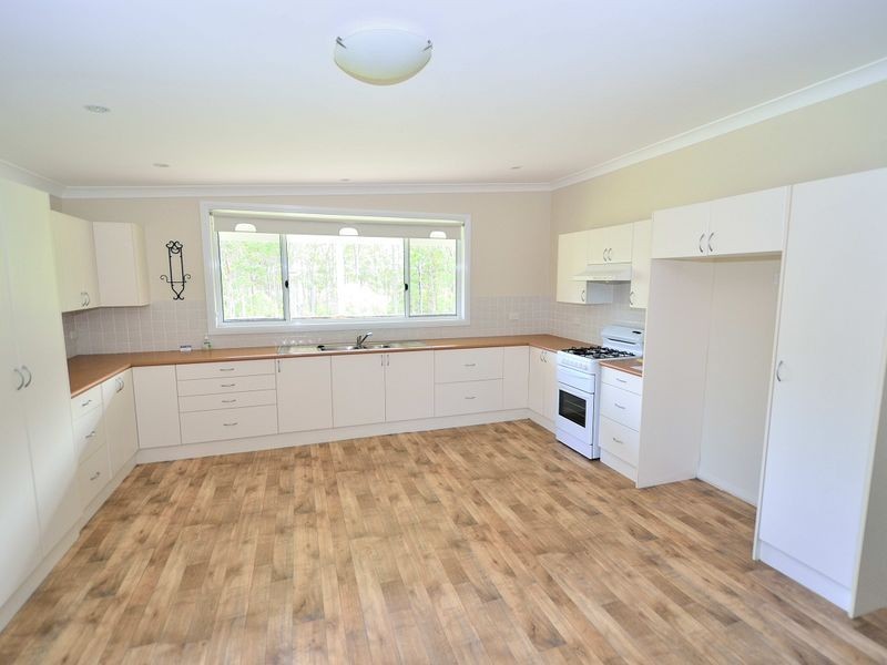 319 Armidale Road, Yarravel NSW 2440