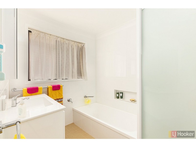 20 Mitchell Avenue, West Kempsey NSW 2440