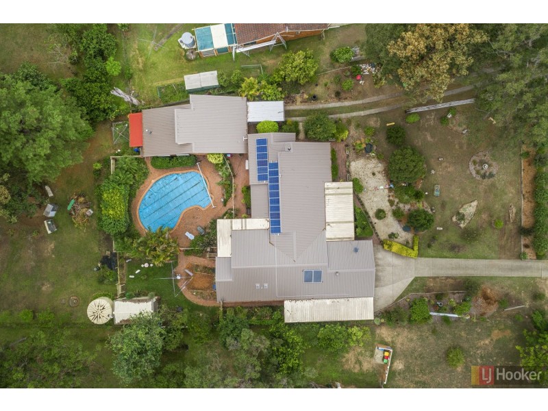 19 Hillview Drive, Yarravel NSW 2440