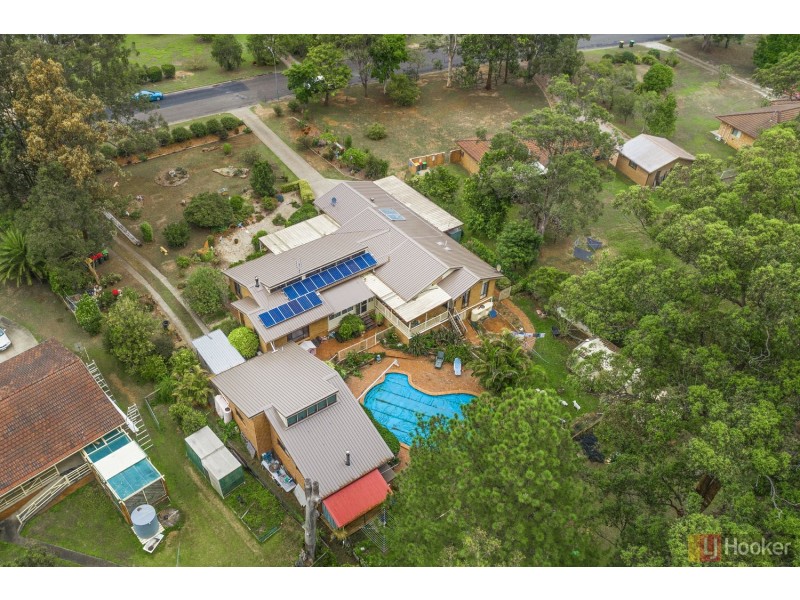 19 Hillview Drive, Yarravel NSW 2440