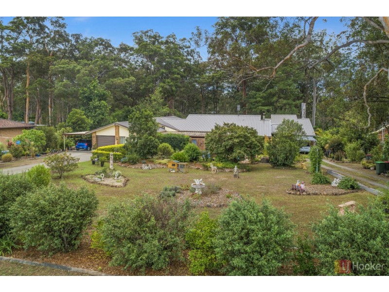 19 Hillview Drive, Yarravel NSW 2440
