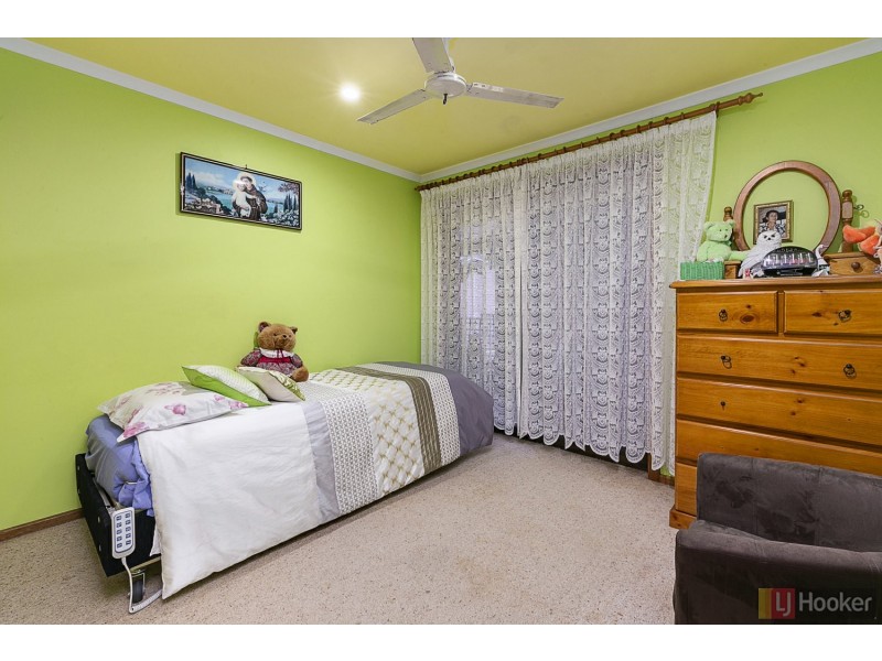 19 Hillview Drive, Yarravel NSW 2440