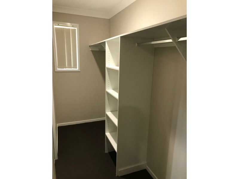 9 Yates Place, West Kempsey NSW 2440