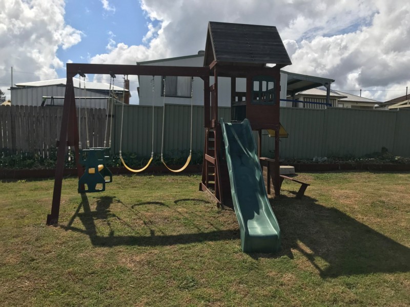 9 Yates Place, West Kempsey NSW 2440